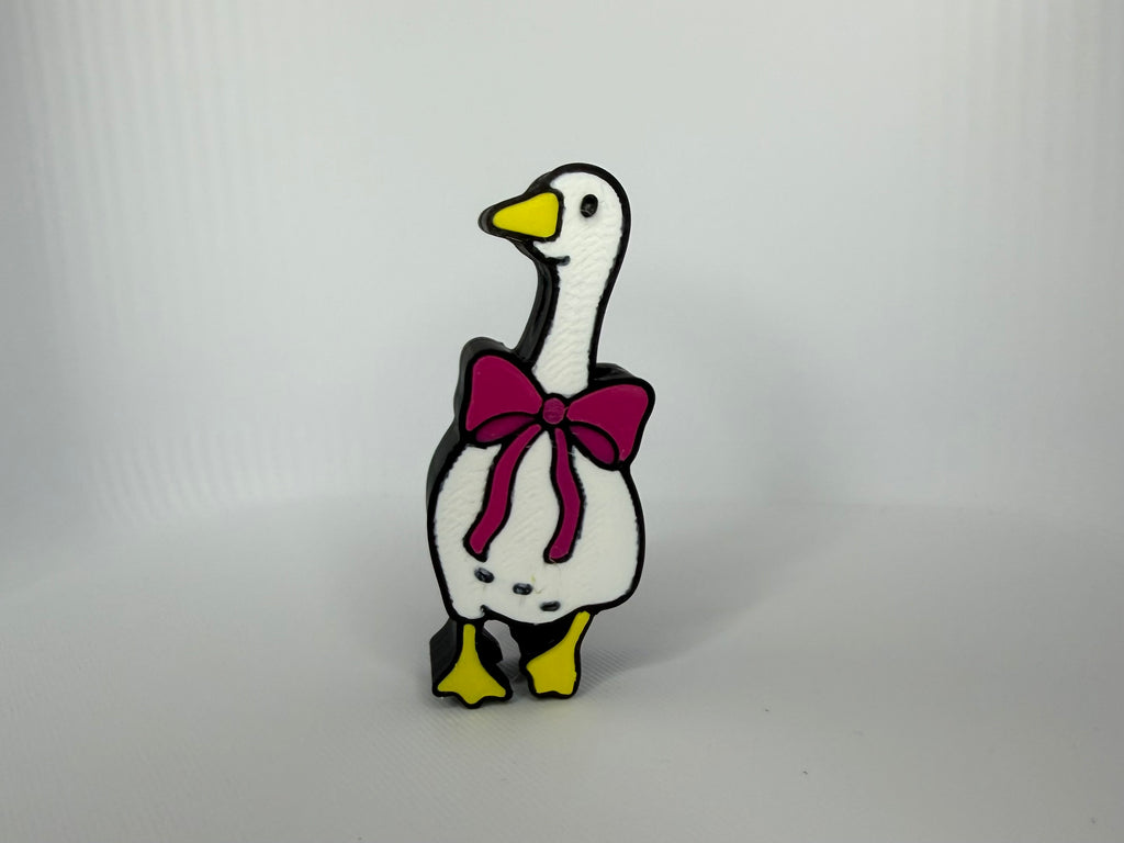 Goose Straw Topper