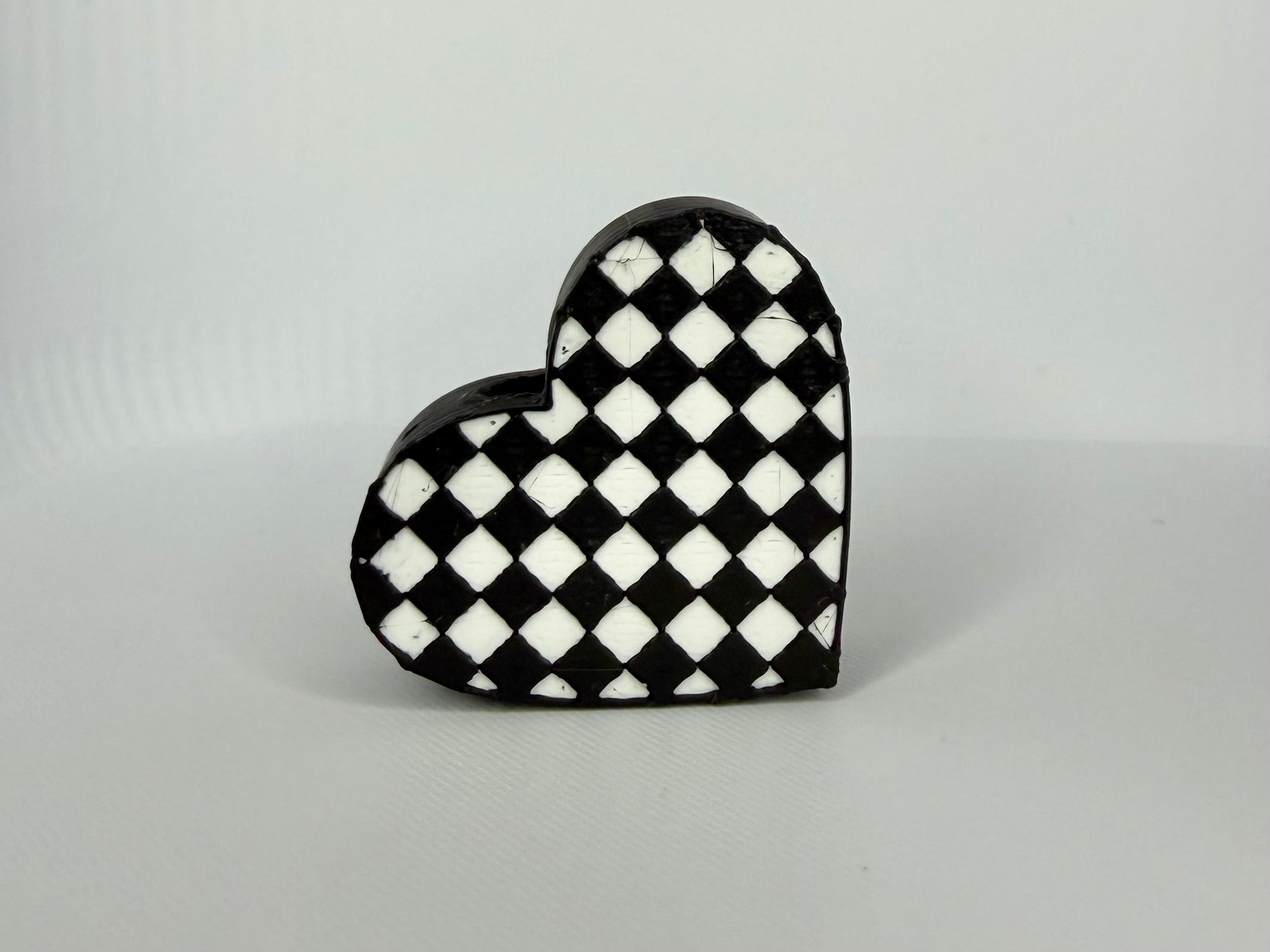Checkered Heart Straw Topper